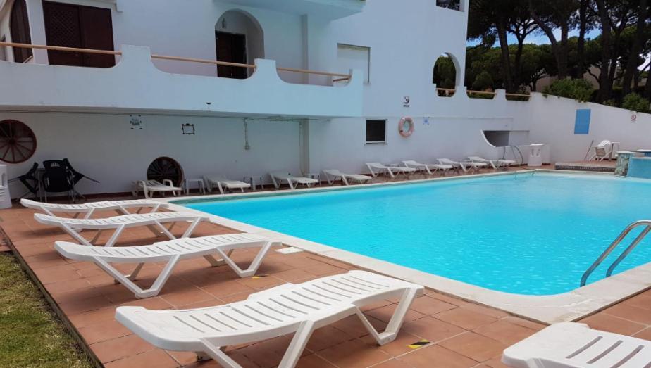 Ferienwohnung Pine Trees Penthouse Olhos de Agua  Exterior foto